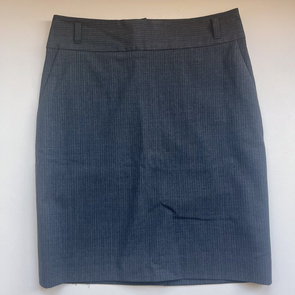 Gray Pinstriped Pencil Skirt Banana Republic Size 0